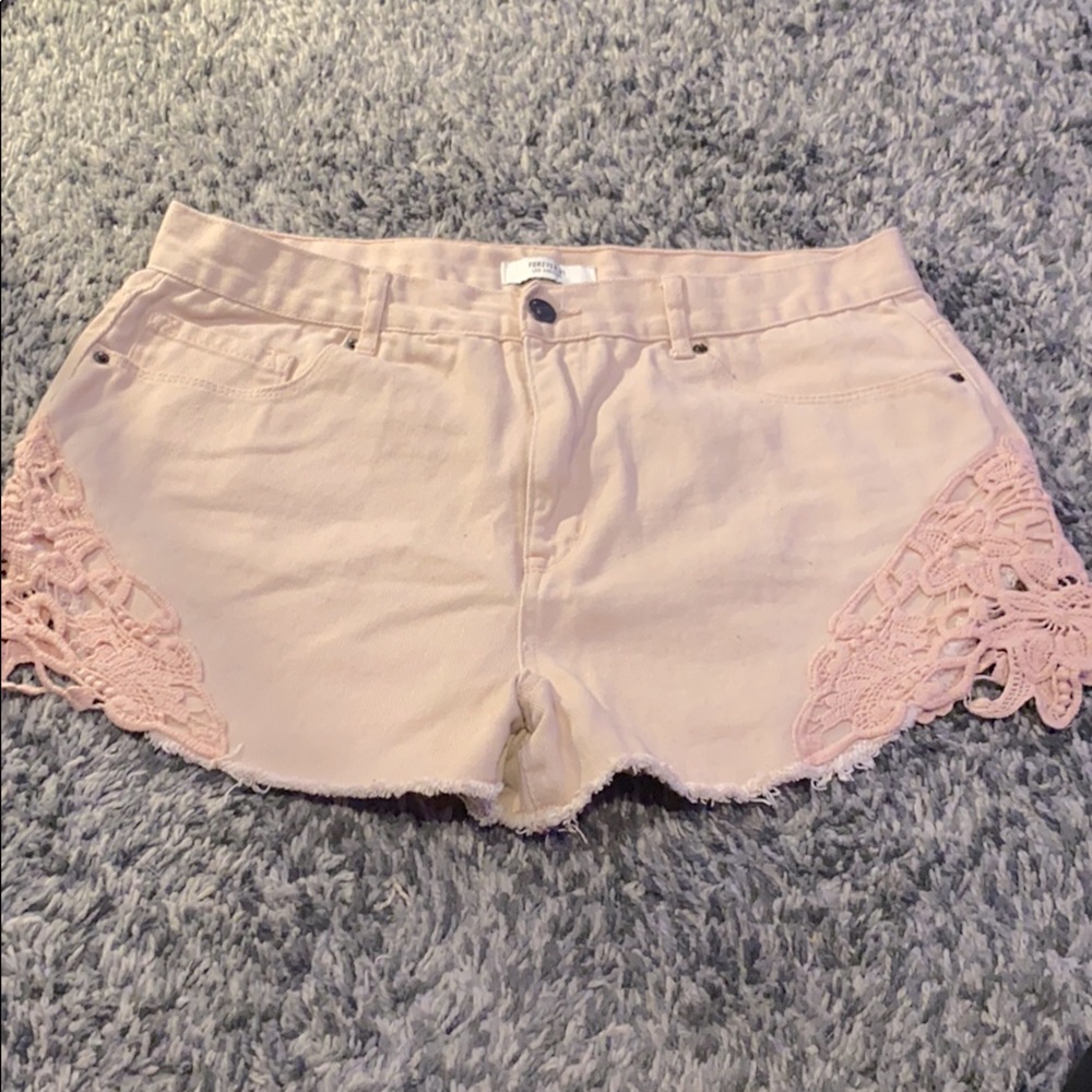 Cute light pink lace jean shorts